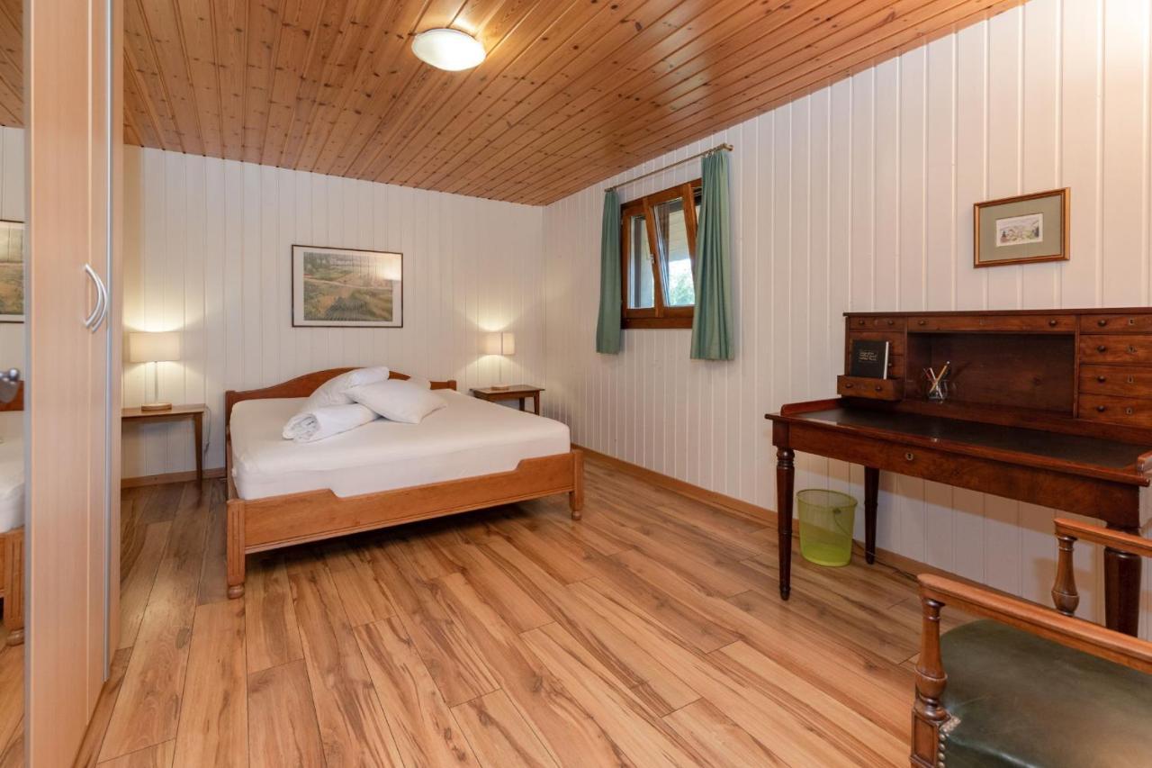 Guesthouse La Moliere, 3 Bedrooms, Private House, Horse Farm, Full Nature Murist Dış mekan fotoğraf